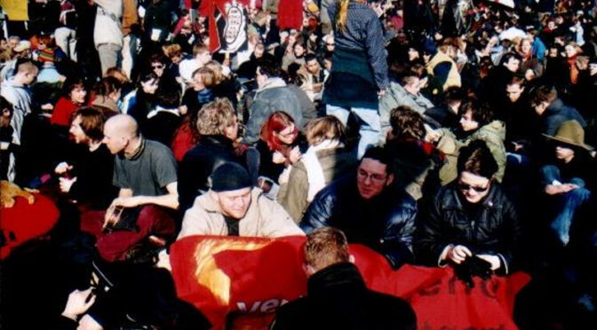 In der zweiten Reihe – Proteste gegen den Irak-Krieg und der Nötigungsparagraf