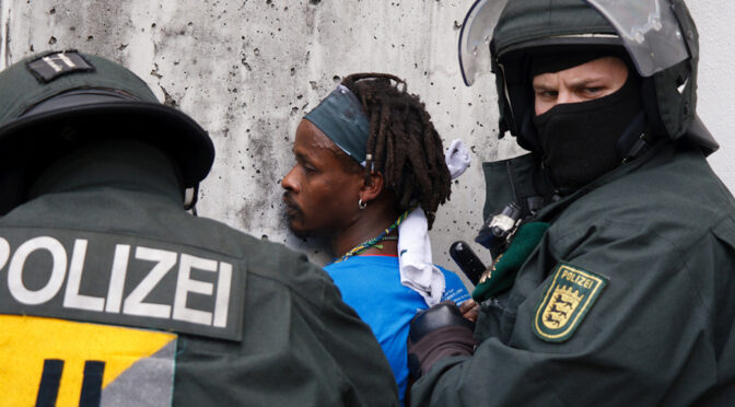 Institutionalisierter Rassismus – Racial Profiling – nicht nur bei Kontrollen