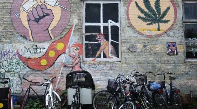 Autonomes Polizieren von Drogen: Machteffekte des Prohibitionskontexts in Christiania