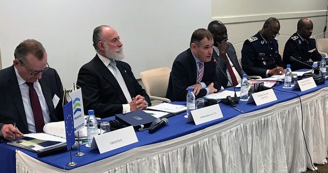 Westafrika: Eine kurze Geschichte der europäischen Migrationskontrolle